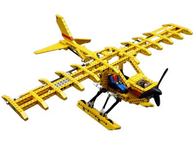8855 Prop Plane (Used) LEGO TECHNIC product image 1, provided for visual reference and product detail review