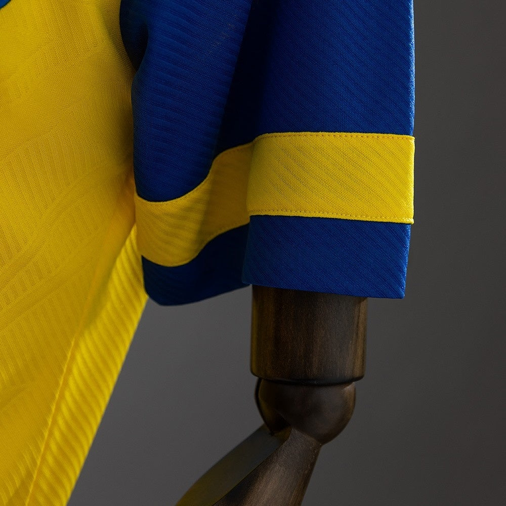Parma Jersey 1993-95 Home Retro Football Kit product image 3