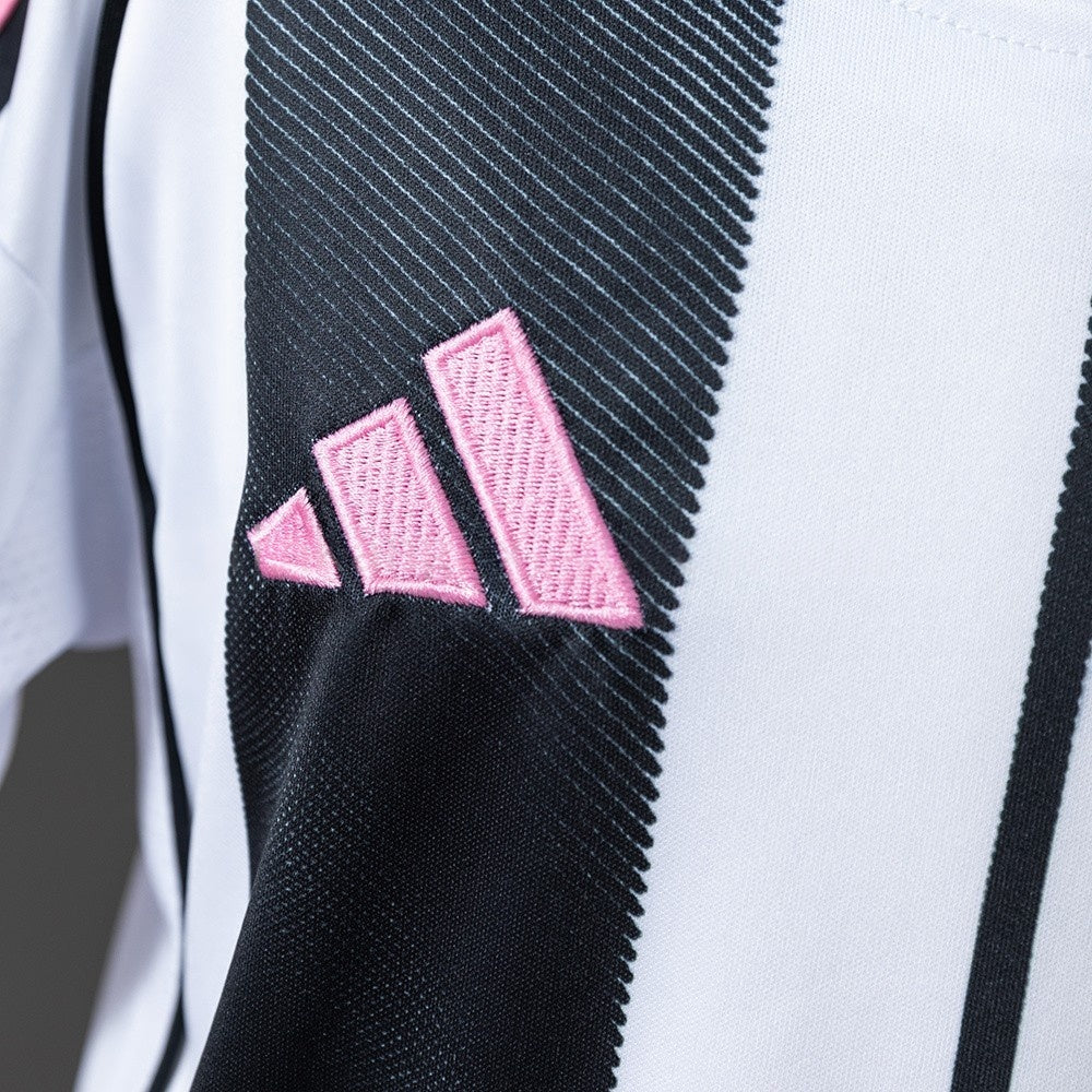 Kids Juventus Jersey 25/26 Home Football Kit product image 6