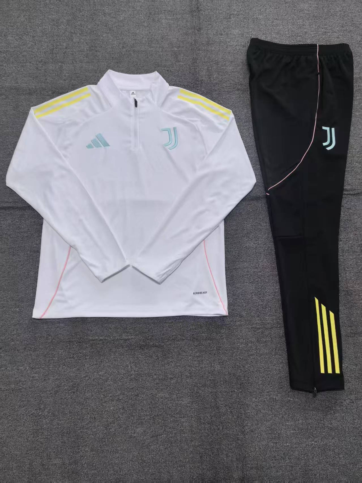Kids Juventus Training Tracksuits 25/26 Football Kit Soccer product image 2