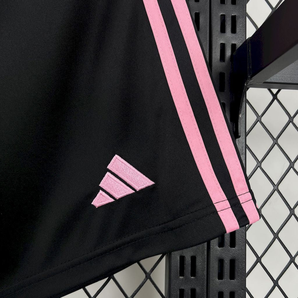 Juventus Shorts 25/26 Home Football Kit Soccer product image 5