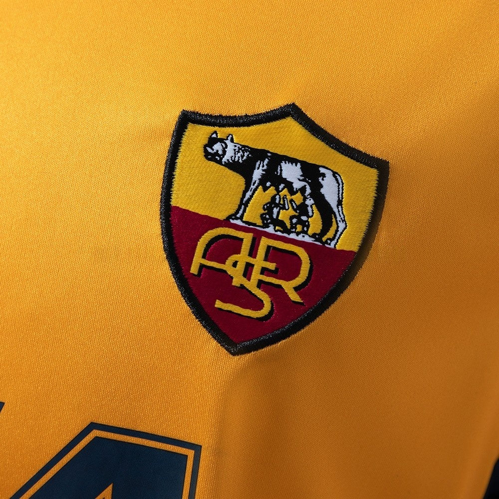 Rome Jersey 2001-02 Home Retro Football Kit product image 4