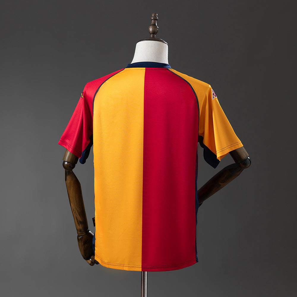 Rome Jersey 2001-02 Home Retro Football Kit product image 2