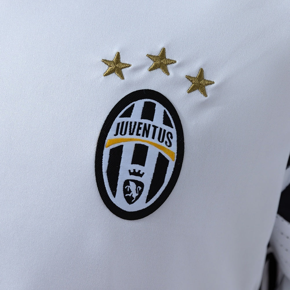 Retro Juventus Third Jersey 2016-2017 Football Kit Soccer product image 3