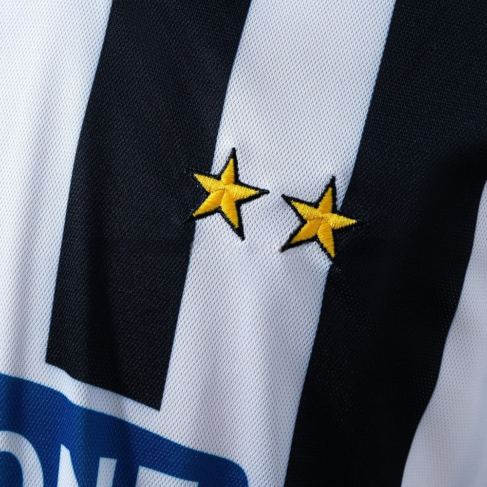 Juventus Jersey 1994-95 Home Retro Football Kit product image 5