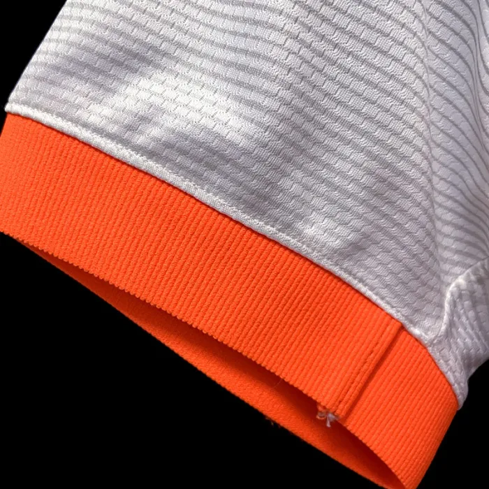Juventus Home Kit 20/21 Retro Football Jersey product image 9