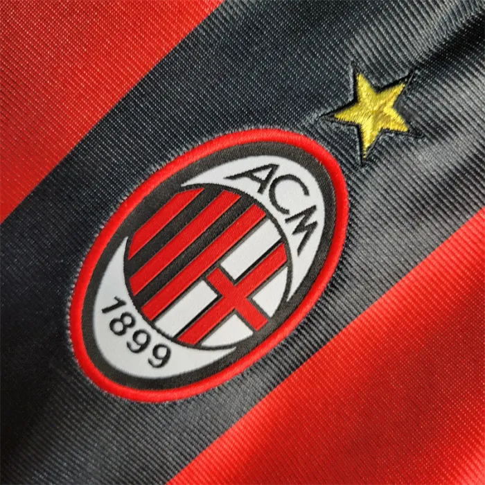 Retro AC Milan Home Kit 98/99 Football Jersey product image 3