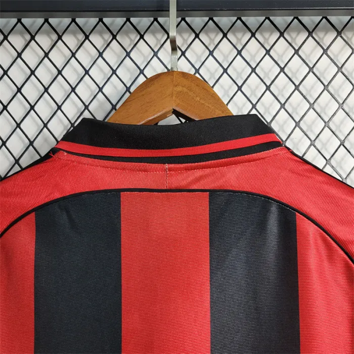 Retro AC Milan Home Kit 98/99 Football Jersey product image 6