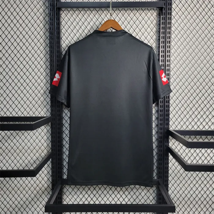 Juventus Jersey Away kit 01-02 Retro product image 5
