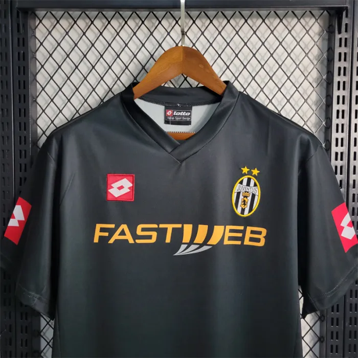 Juventus Jersey Away kit 01-02 Retro product image 6