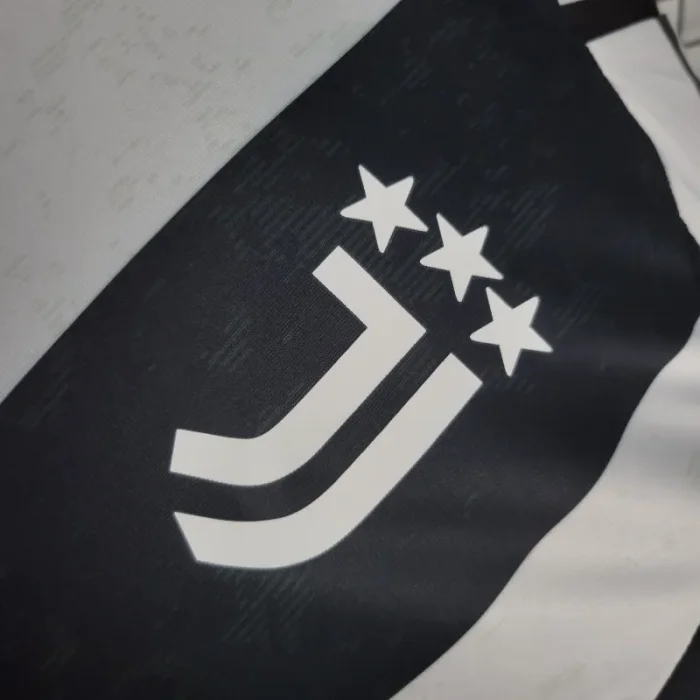 Player Juventus Home Jersey 24/25 Football Kit product image 9
