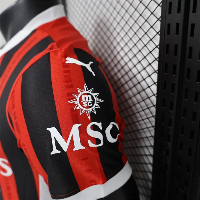Player AC Milan Home Kit 24/25 Football Jersey product image 6